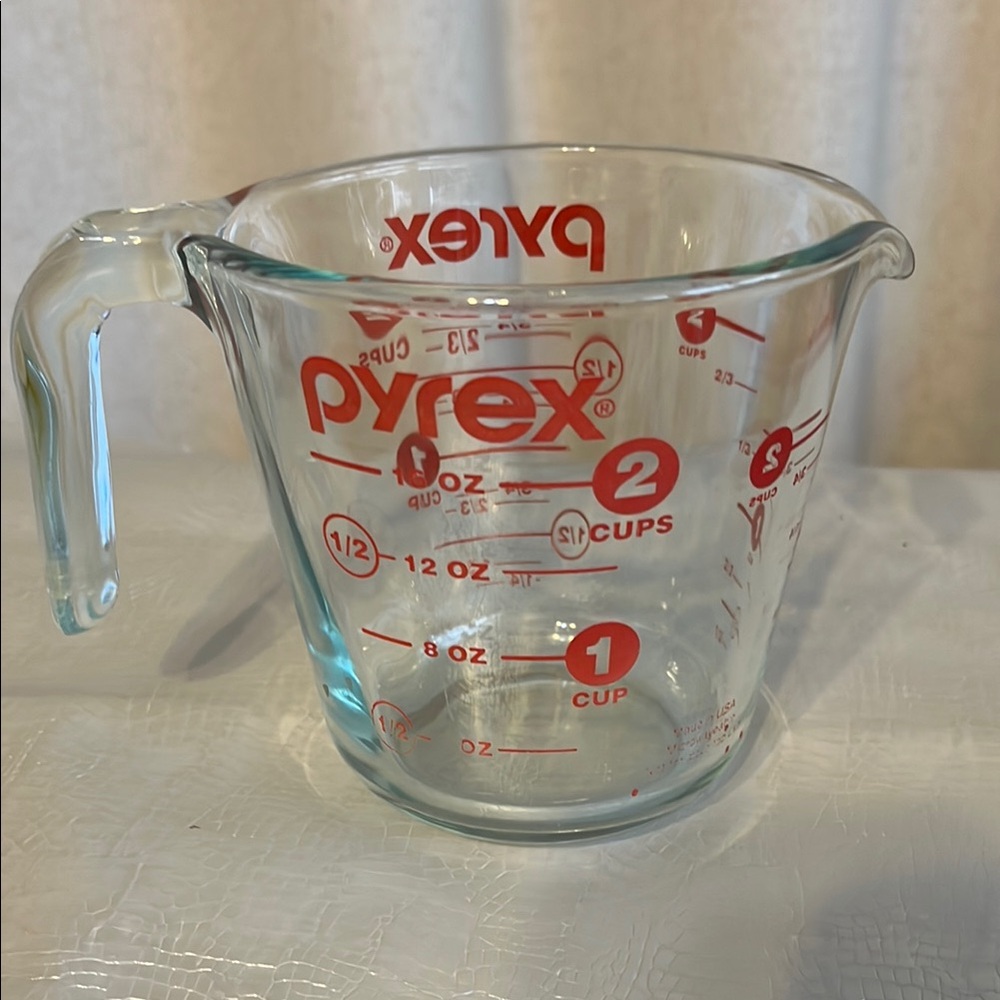 Pyrex Glass Measuring Cup with Red Markings